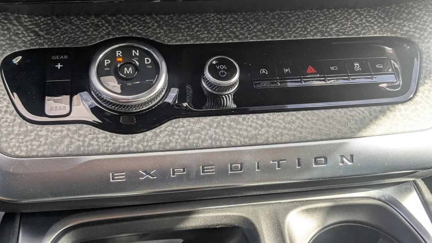 2025 Ford Expedition Tremor