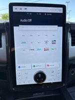 2024 Expedition Thumbnail 36