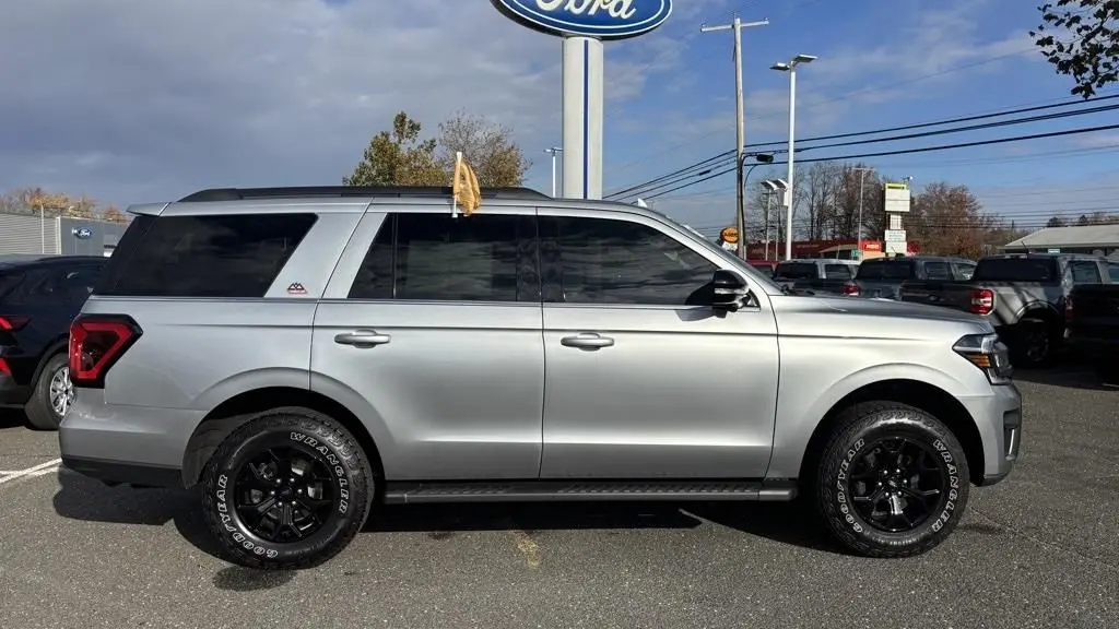 2024 Ford Expedition Timberline