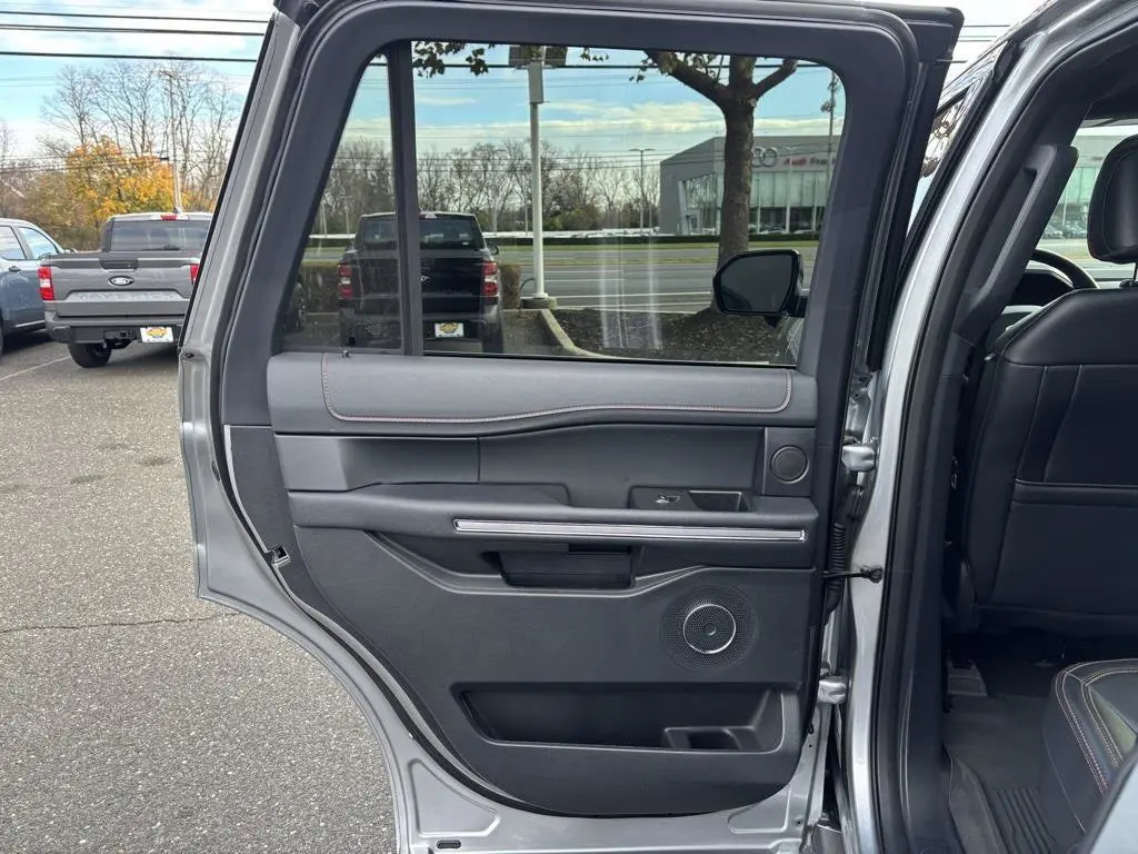 2024 Ford Expedition - $66,995