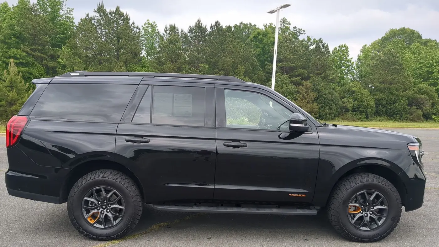 2025 Ford Expedition Tremor
