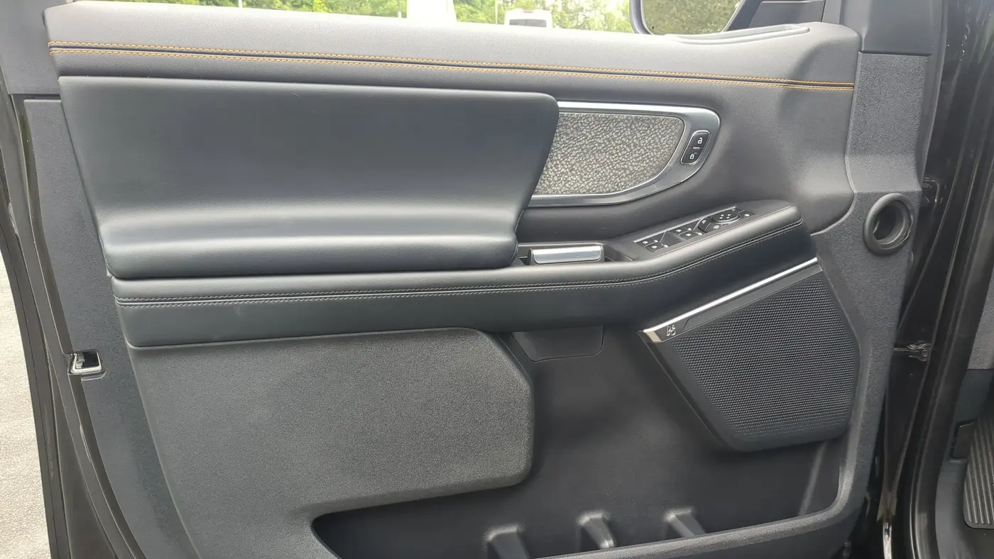 2025 Ford Expedition Tremor