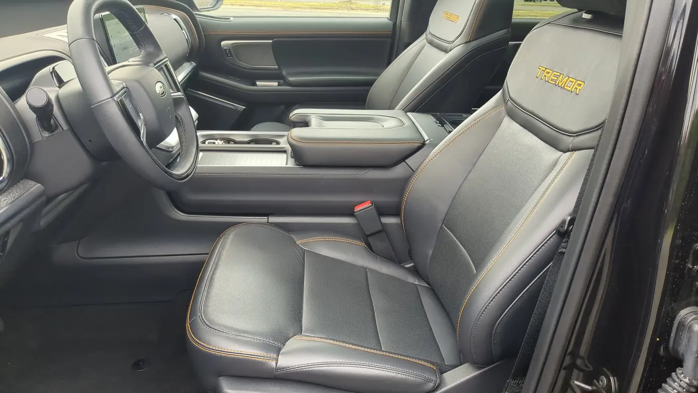 2025 Ford Expedition Tremor