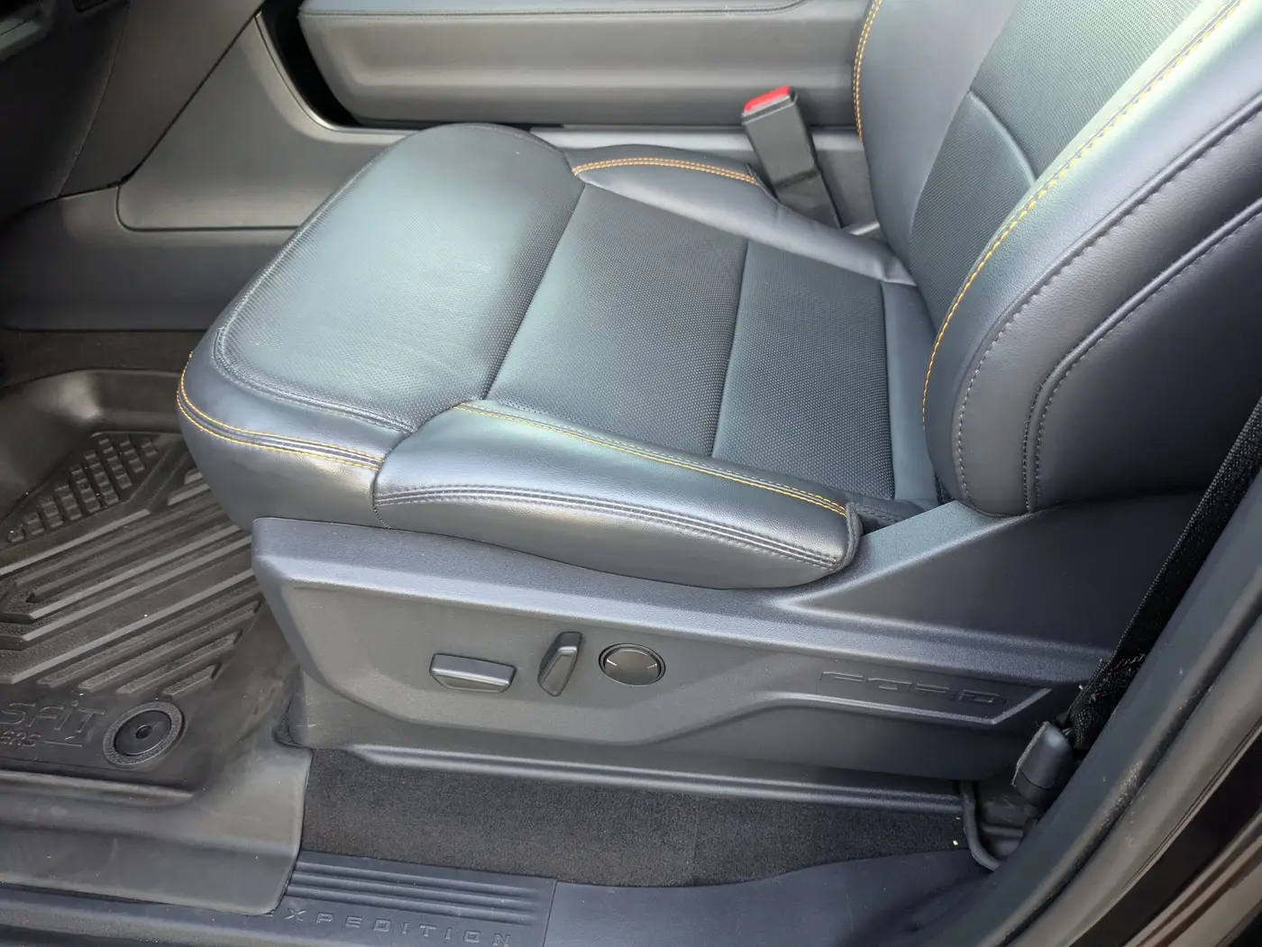 2026 Ford Expedition - $77,676