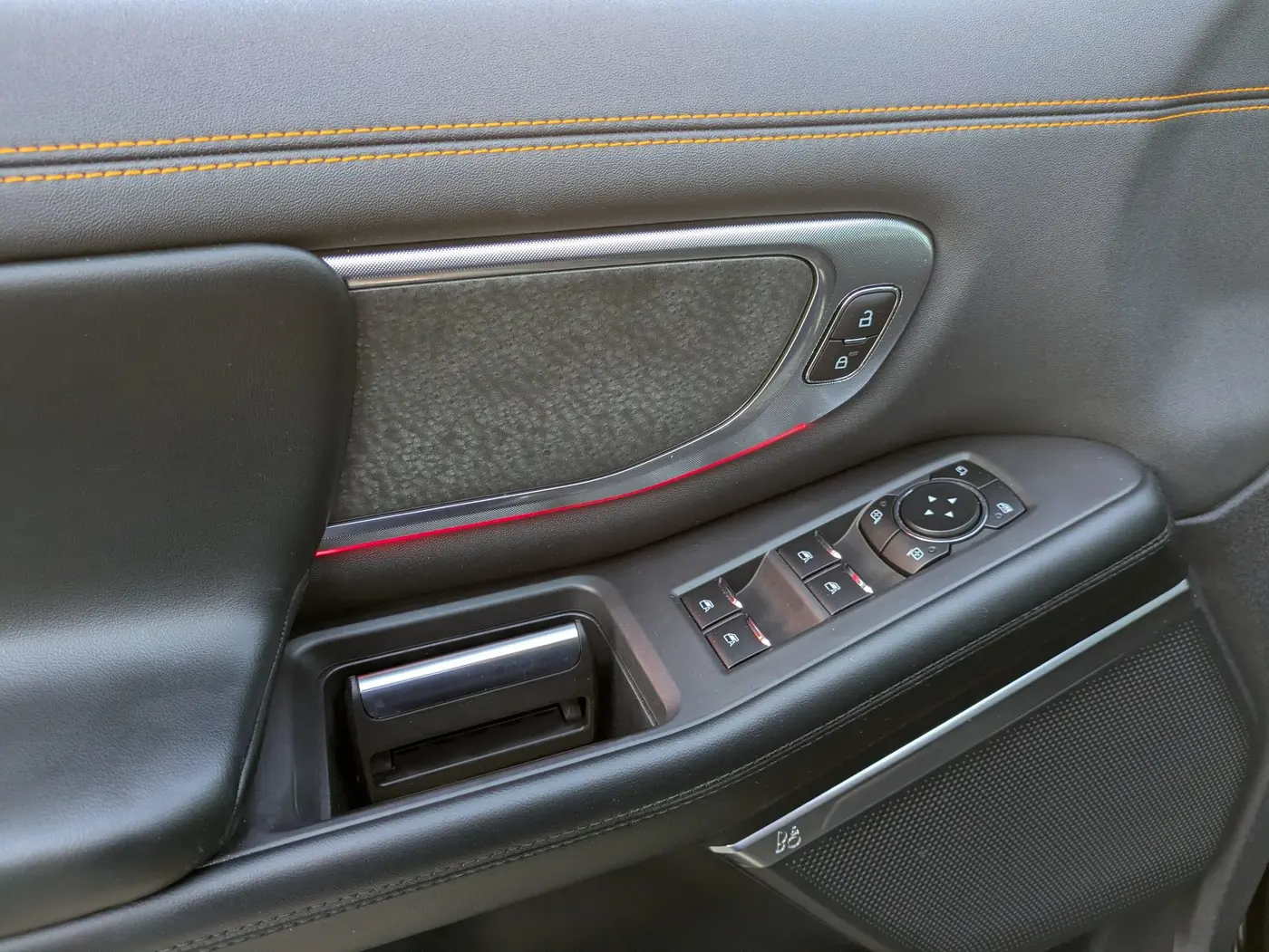 2026 Ford Expedition - $77,676