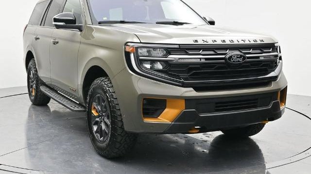 2025 Ford Expedition Tremor
