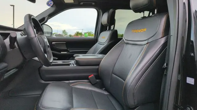 2025 Ford Expedition Tremor