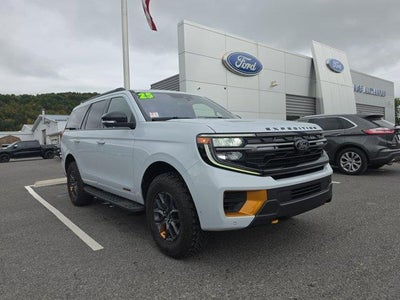 2025 Ford Expedition 4X4 Tremor 4DR SUV