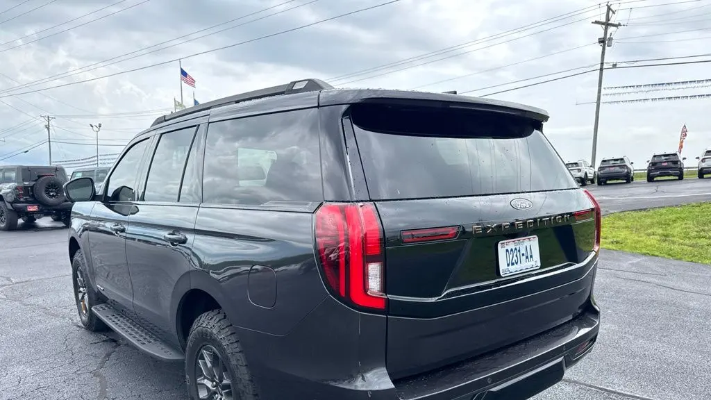 2025 Ford Expedition Tremor