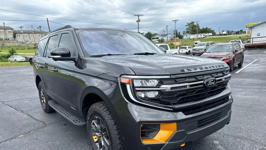 2025 Ford Expedition Tremor