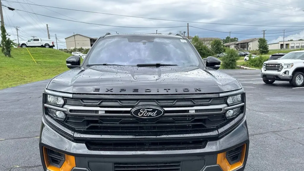 2025 Ford Expedition Tremor