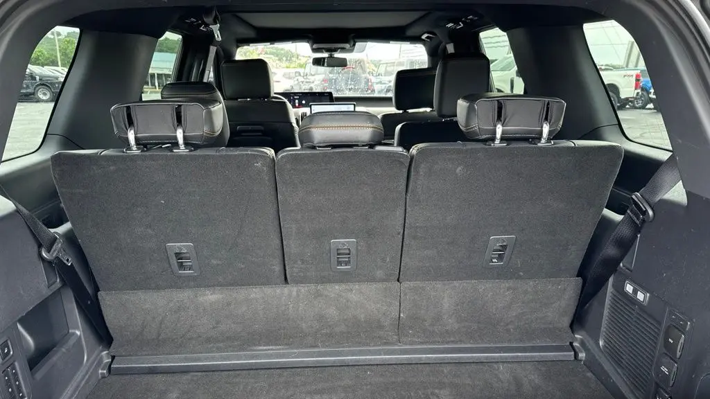 2025 Ford Expedition Tremor