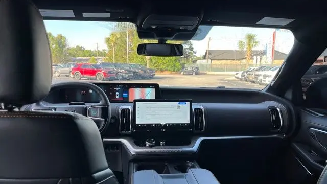 2025 Ford Expedition Tremor