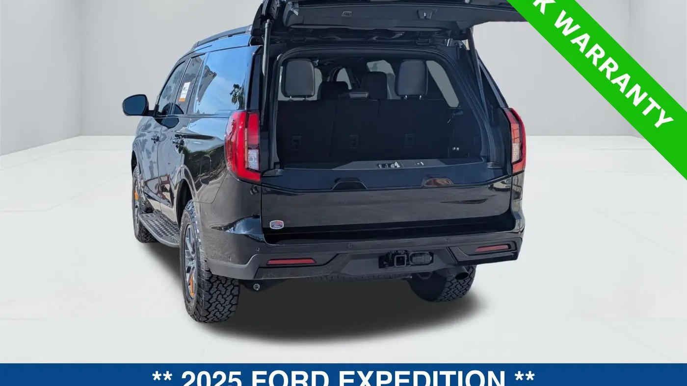 2025 Ford Expedition Tremor