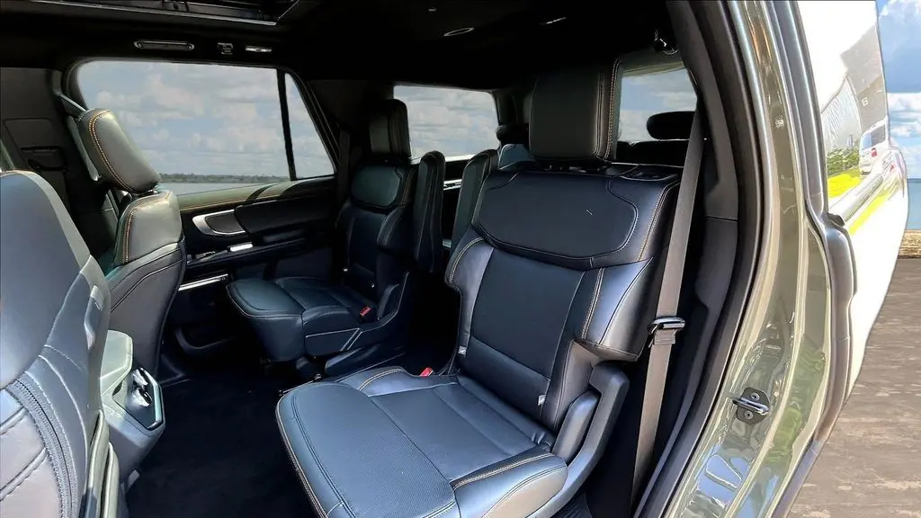 2025 Ford Expedition Tremor