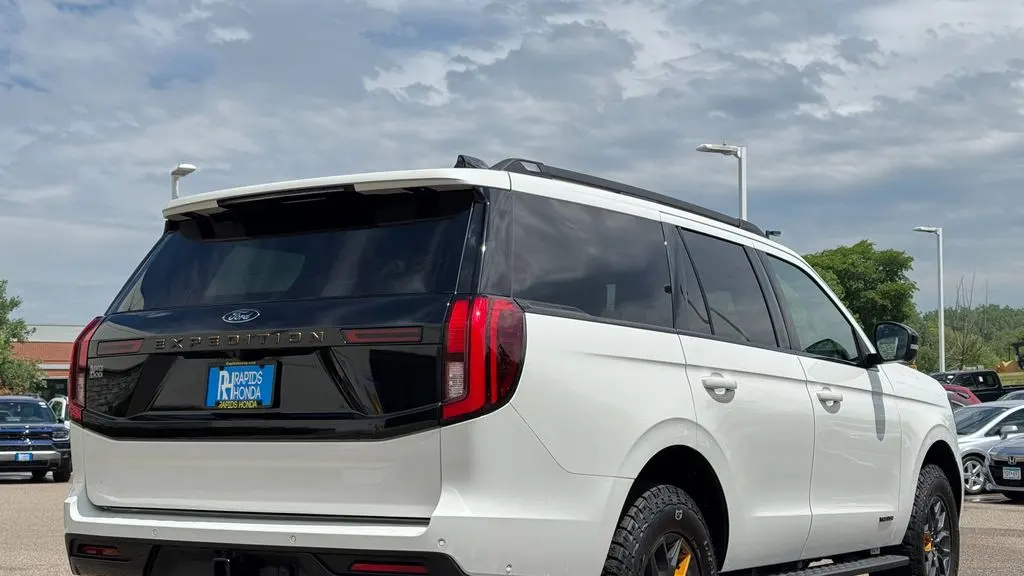 2025 Ford Expedition Tremor