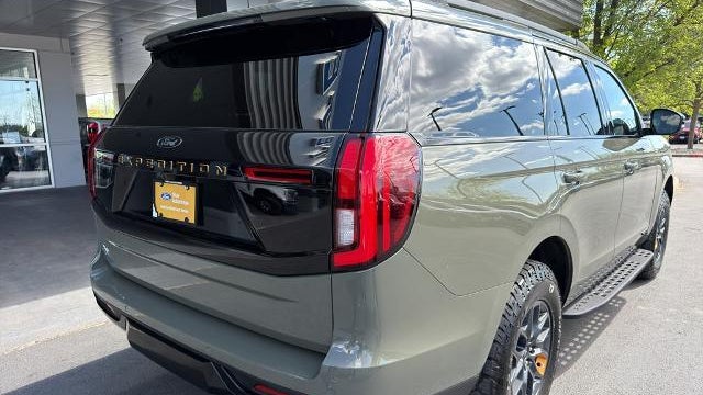 2025 Ford Expedition Tremor