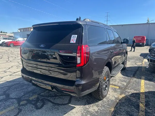 2025 Ford Expedition - $70,312