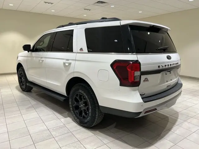 2023 Ford Expedition - $40,015