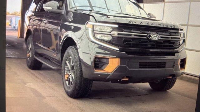 2025 Ford Expedition Tremor