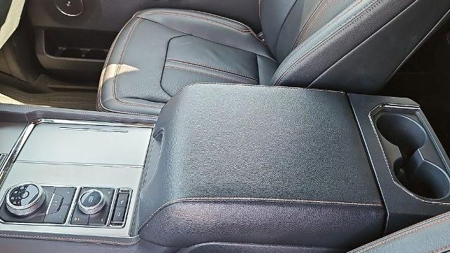 2024 Ford Expedition Timberline