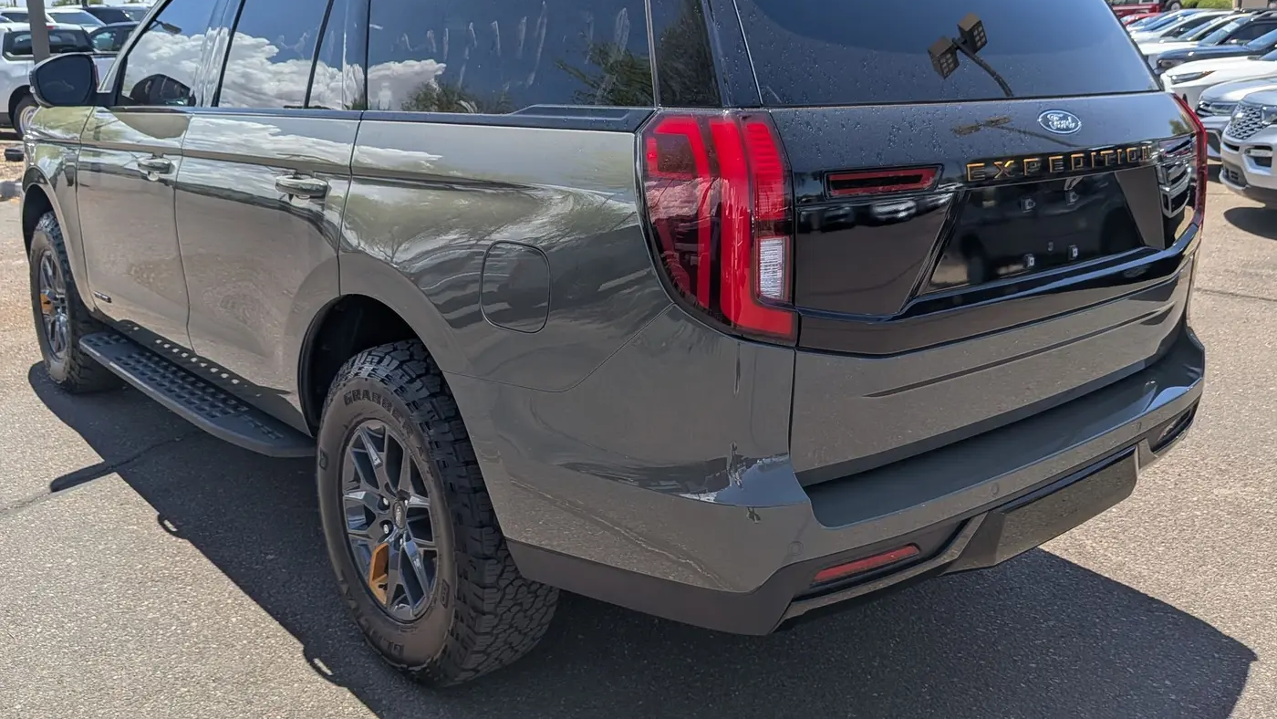 2025 Ford Expedition Tremor