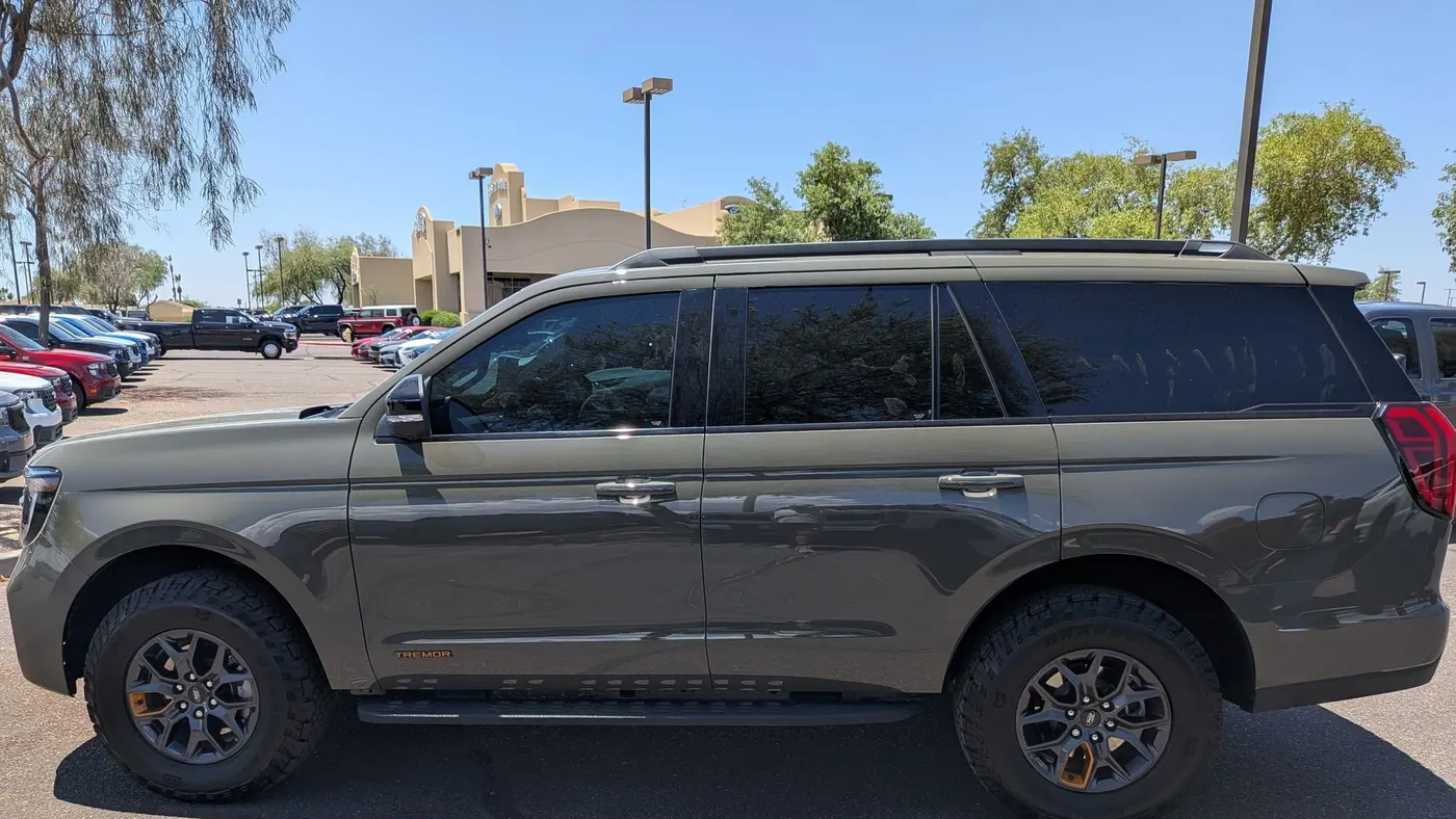 2025 Ford Expedition Tremor
