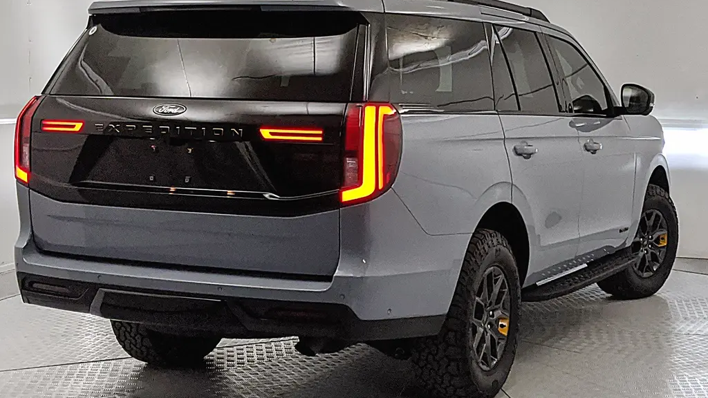 2025 Ford Expedition Tremor
