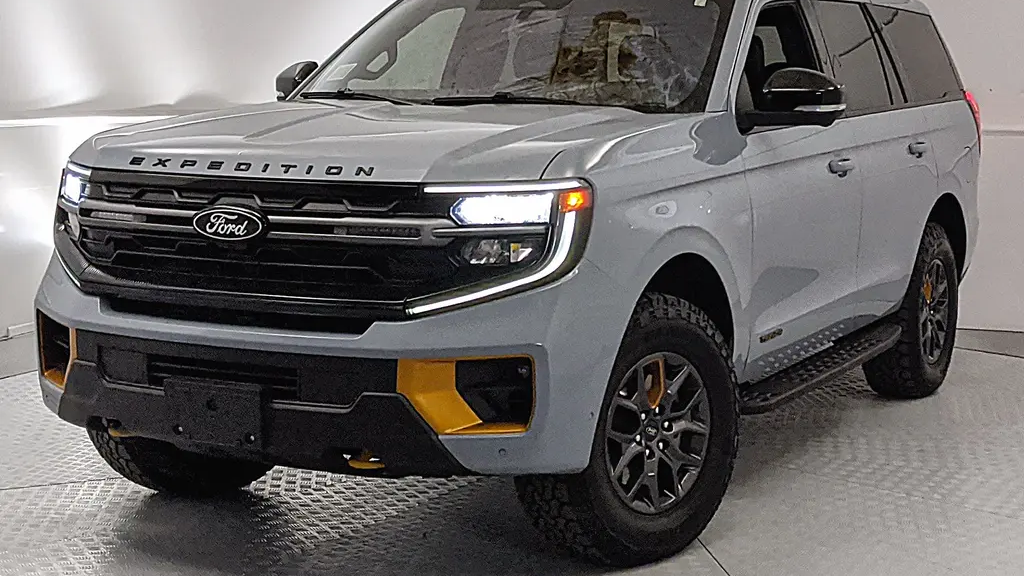 2025 Ford Expedition Tremor