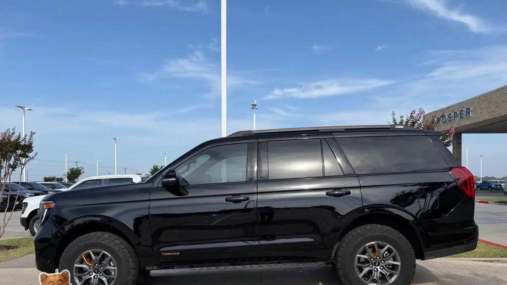 2025 Ford Expedition Tremor