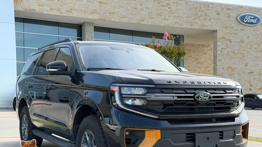2025 Ford Expedition Tremor