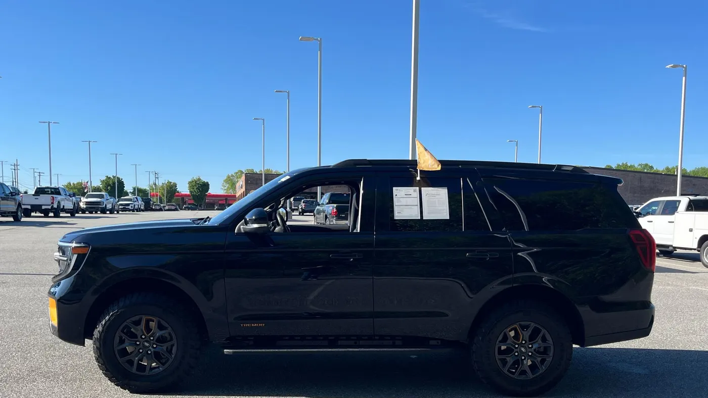 2025 Ford Expedition Tremor