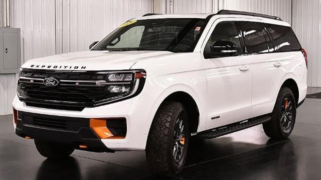 2025 Ford Expedition Tremor