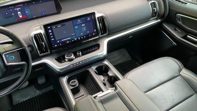 2025 Ford Expedition Tremor