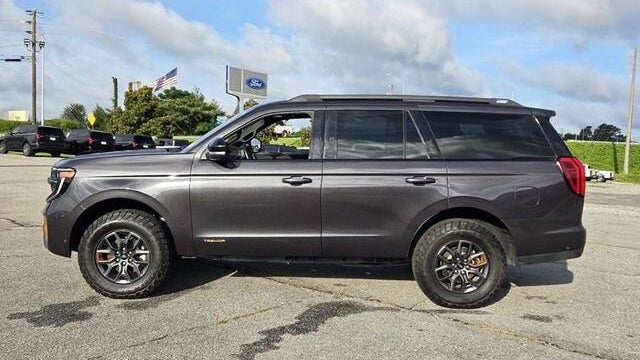 2025 Ford Expedition Tremor