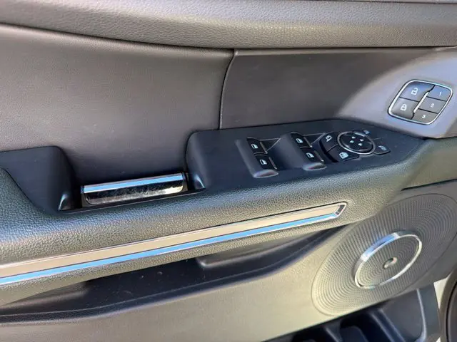 2022 Ford Expedition - $44,727