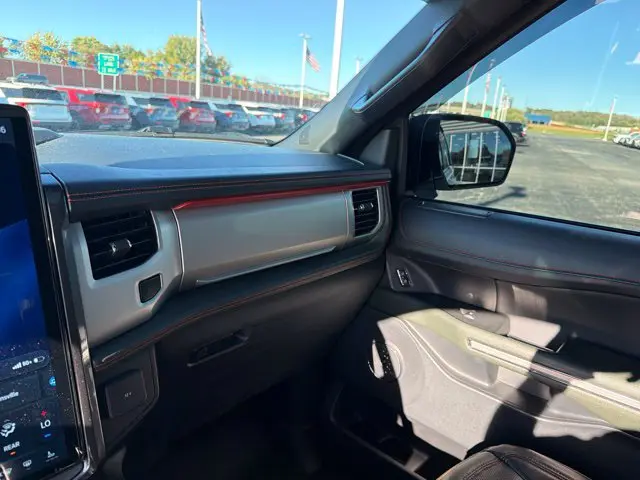 2022 Ford Expedition - $44,727