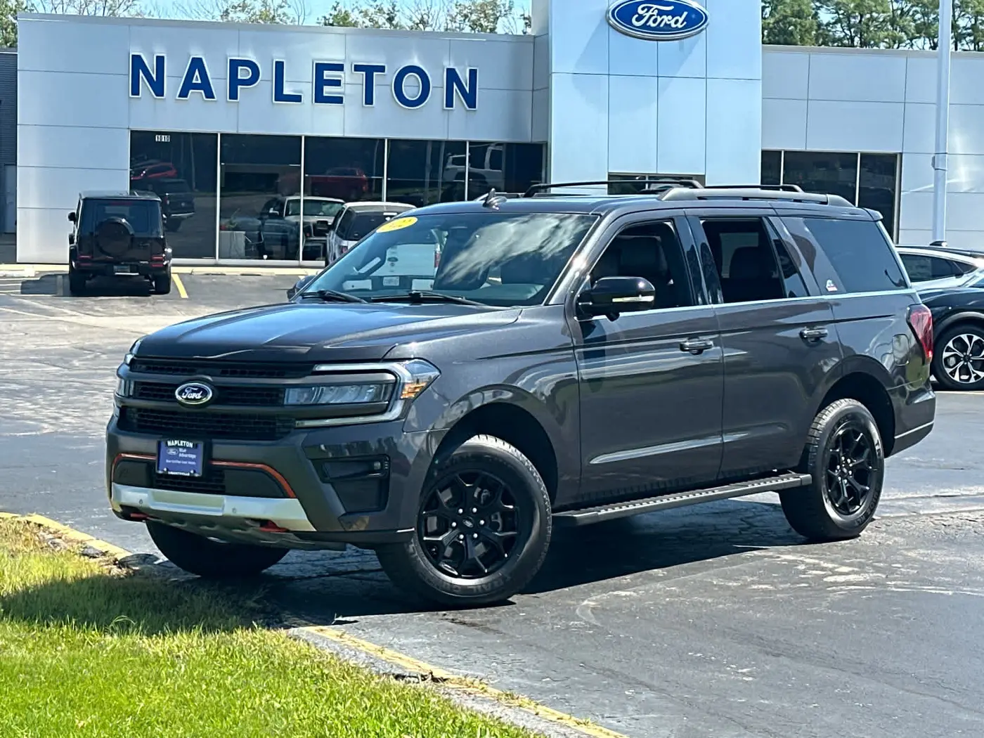 2022 Ford Expedition - $50,898