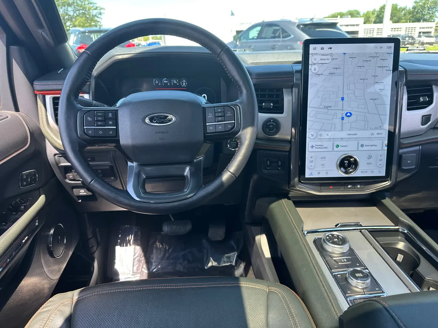 2022 Ford Expedition - $50,898