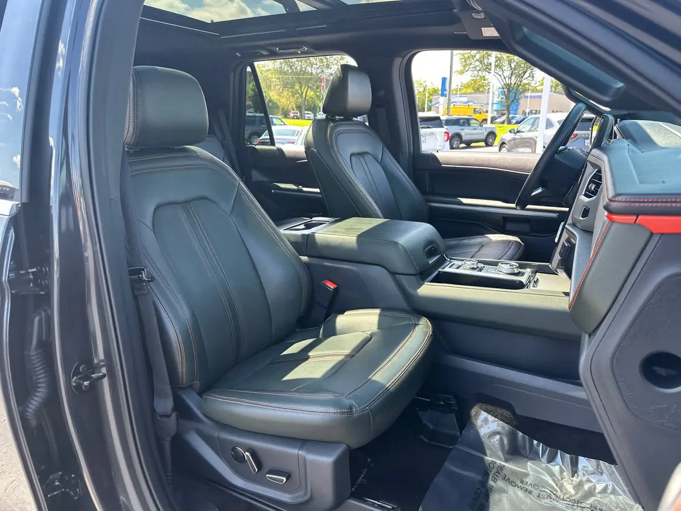 2022 Ford Expedition - $50,898