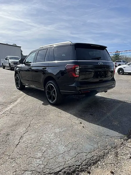 2023 Ford Expedition - $51,911