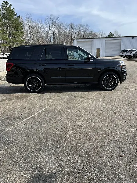 2023 Ford Expedition - $51,911