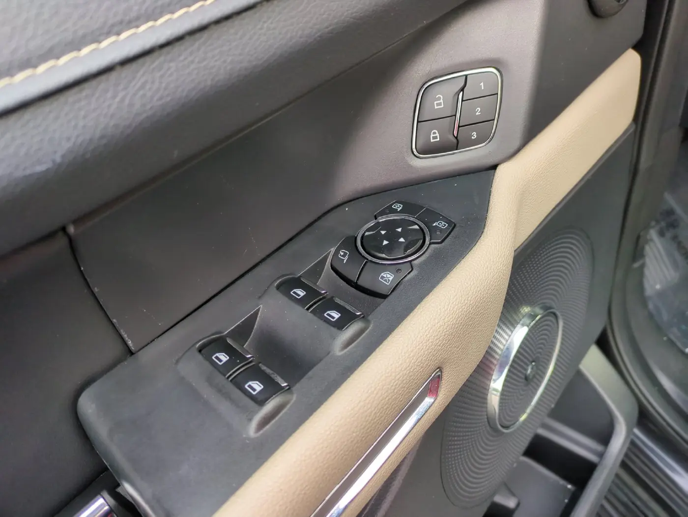 2024 Ford Expedition - $44,990