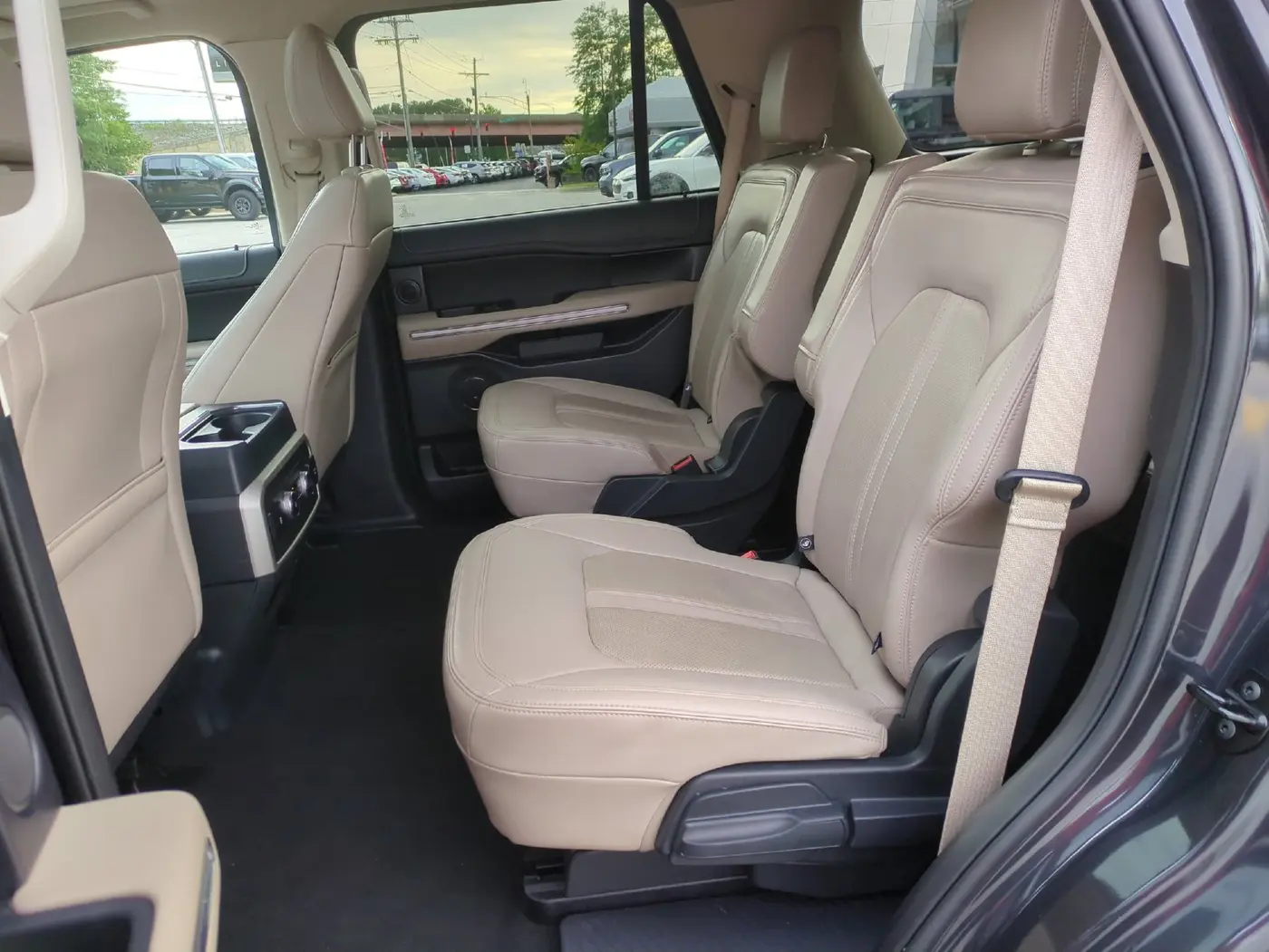 2024 Ford Expedition - $44,990