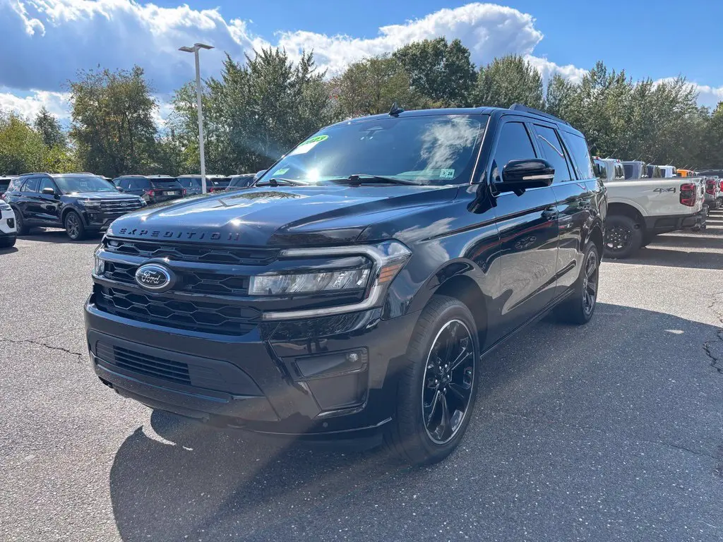 2023 Ford Expedition - $50,995