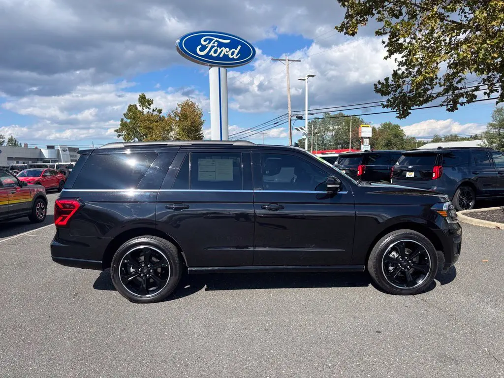 2023 Ford Expedition - $50,995