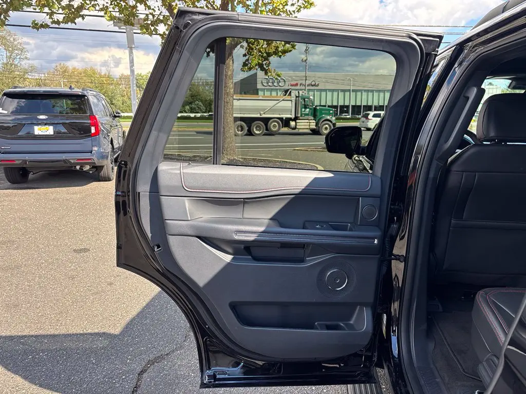 2023 Ford Expedition - $50,995