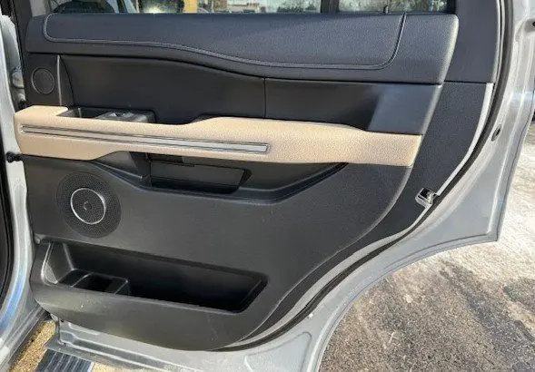 2023 Ford Expedition - $45,525