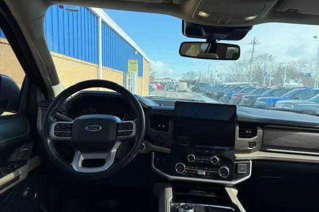 2023 Ford Expedition - $45,525