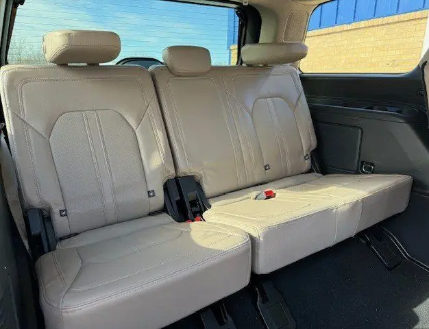 2023 Ford Expedition - $45,525